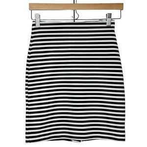Loft 00 petite straight white and navy stripped skirt